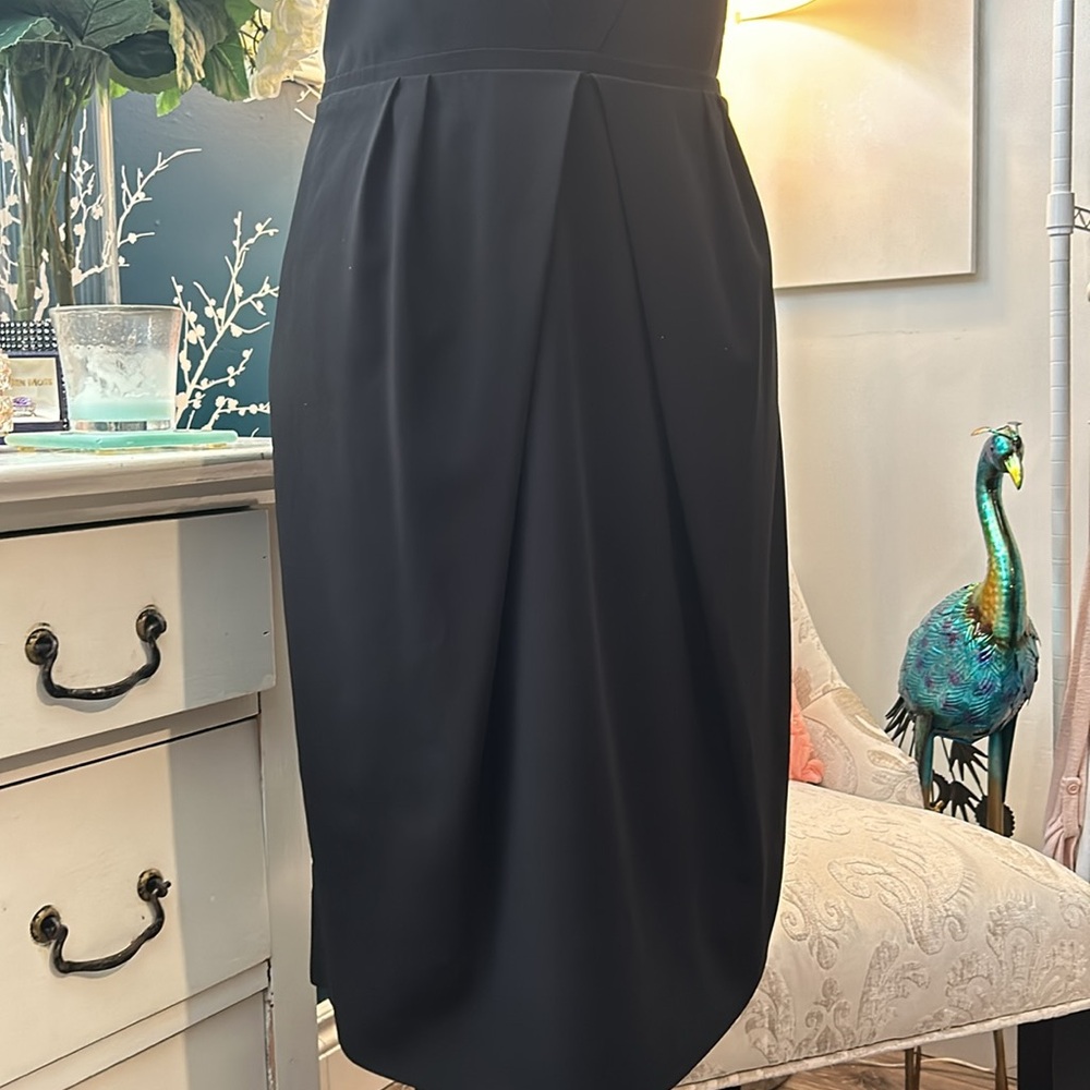 BEAUTIFUL,black dress  BY MAX MARA. Simple yet stunning - Picture 6 of 16